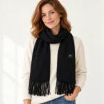 WarmWrap heated scarf in black — front