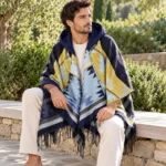 Poncho Men Ocean Blue — second lifestyle view